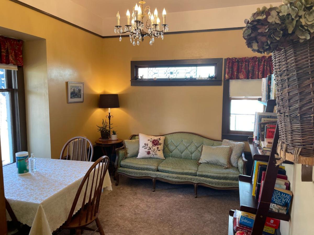 Country Inn Guesthouse Форт Браг Екстериор снимка