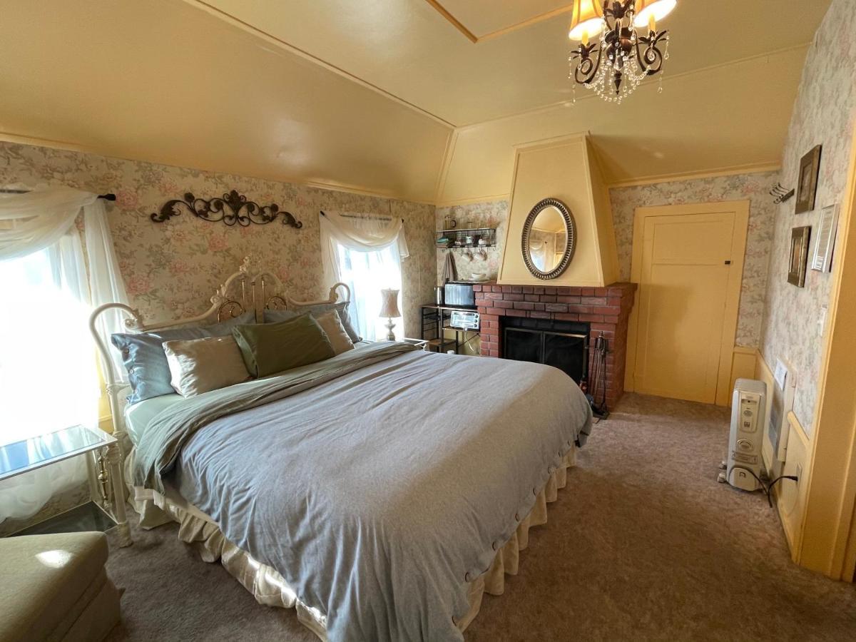 Country Inn Guesthouse Форт Браг Екстериор снимка